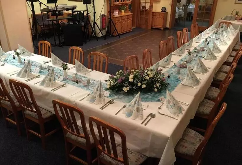 בית מלון כפרי Am Gothensee