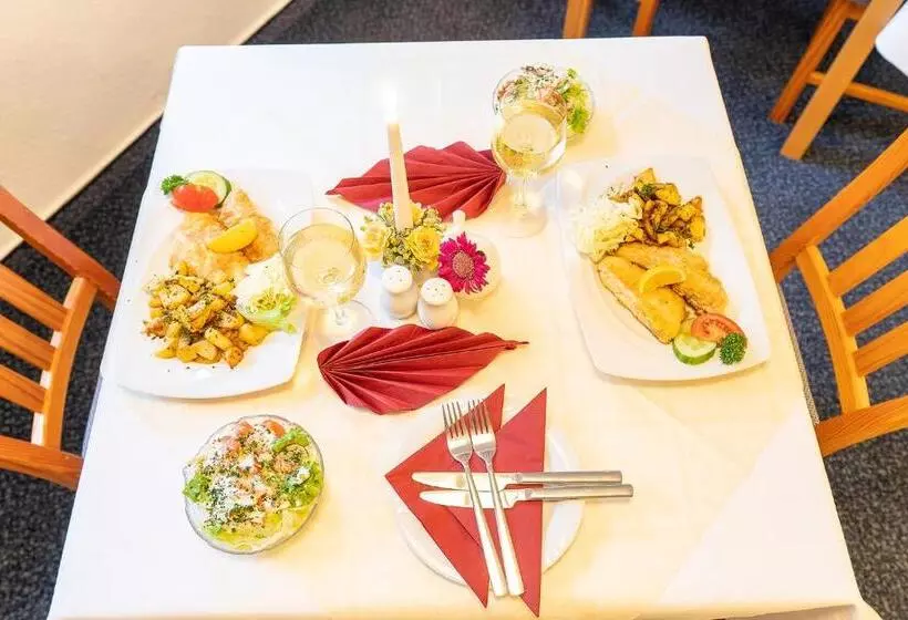 בית מלון כפרי Am Gothensee