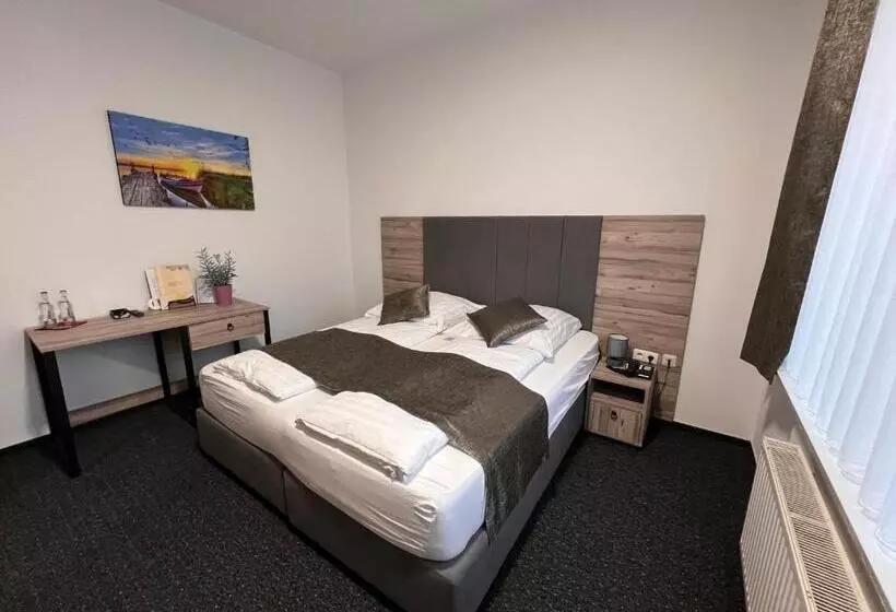 هتل Dietrichsdorfer Hof