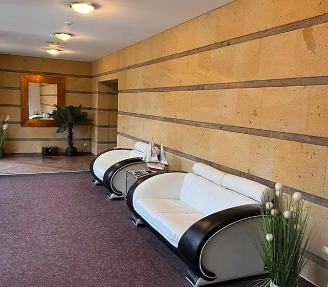 هتل Dietrichsdorfer Hof