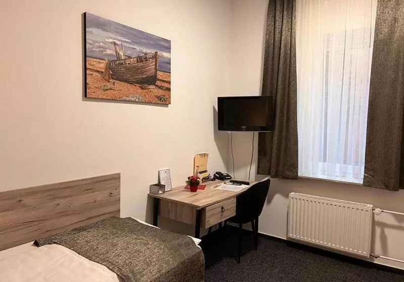 هتل Dietrichsdorfer Hof