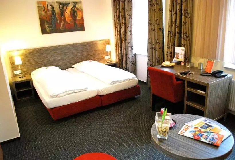 هتل Dietrichsdorfer Hof