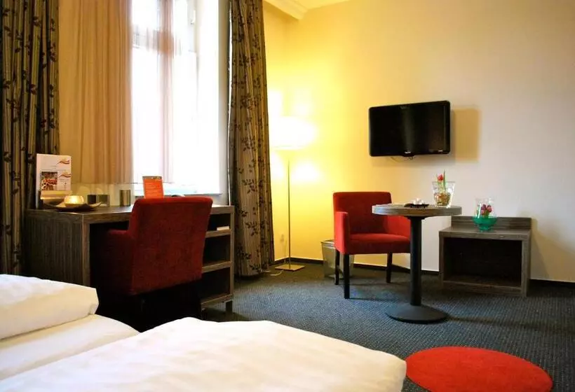 هتل Dietrichsdorfer Hof