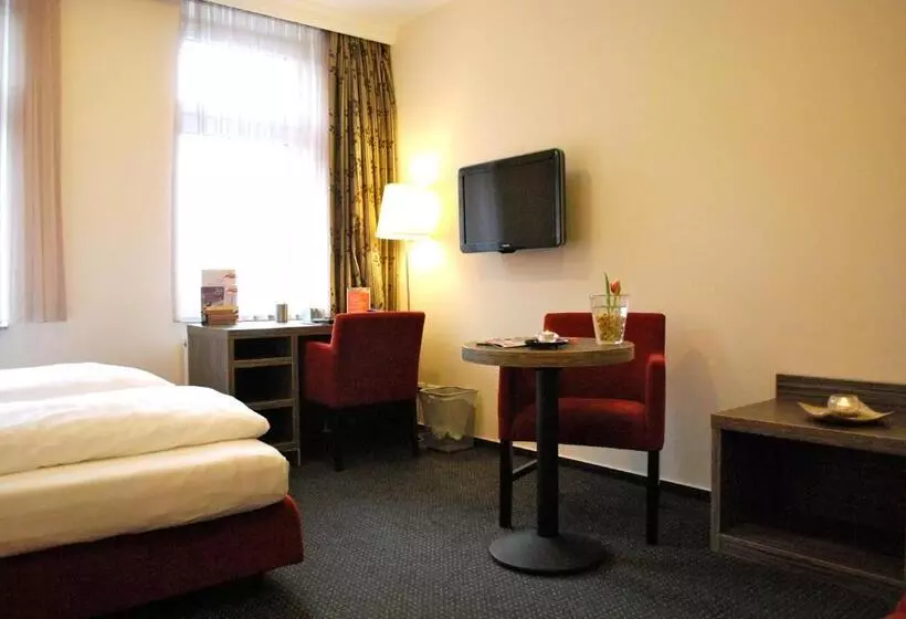 هتل Dietrichsdorfer Hof