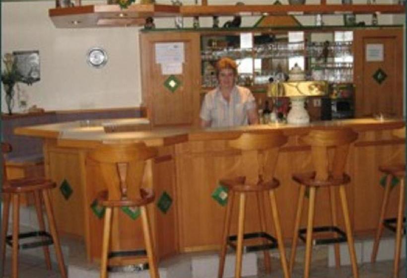 호텔 Gasthaus Und Pension Mombergstube