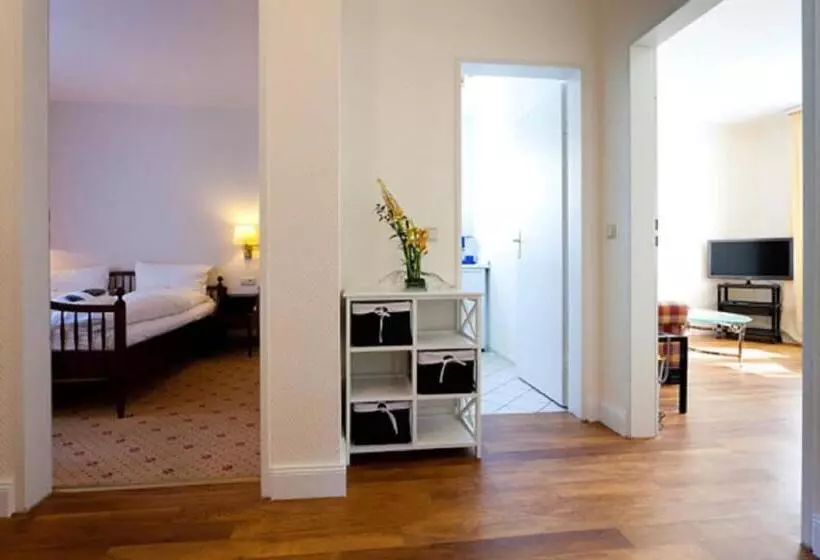 Hotel Holsteiner Hof   Timmendorfer Strand