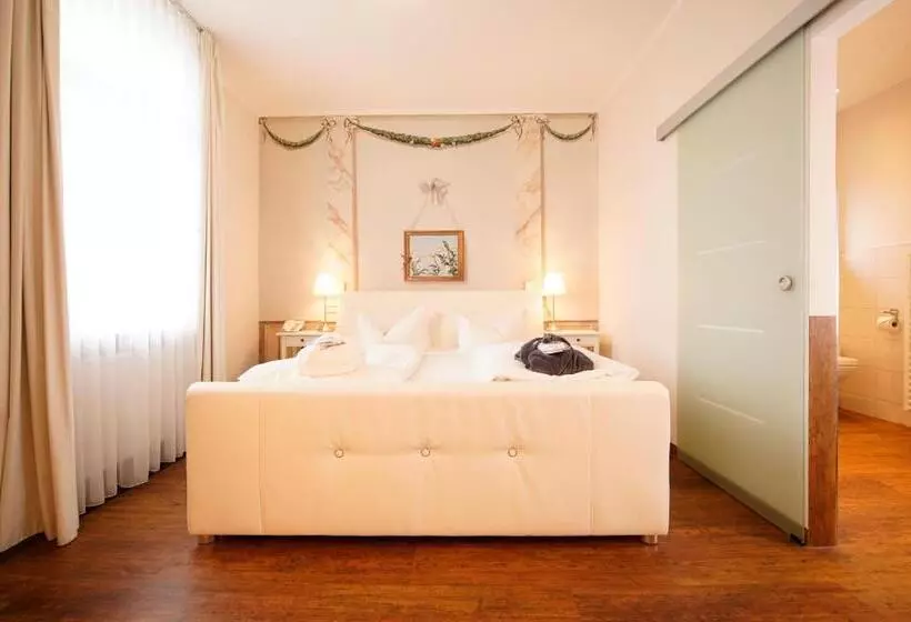 Hotel Holsteiner Hof   Timmendorfer Strand