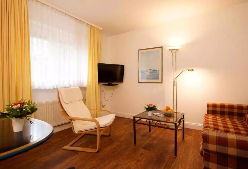 Hotel Holsteiner Hof   Timmendorfer Strand