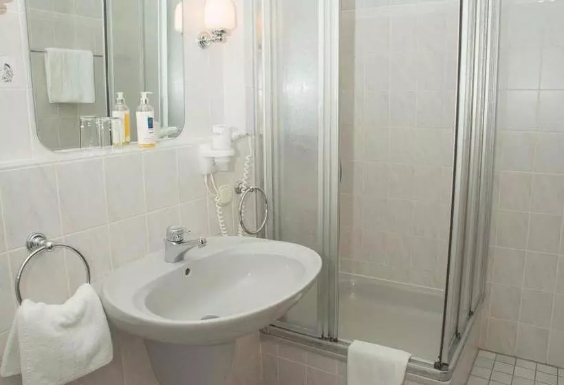 Отель Rellinger Hof