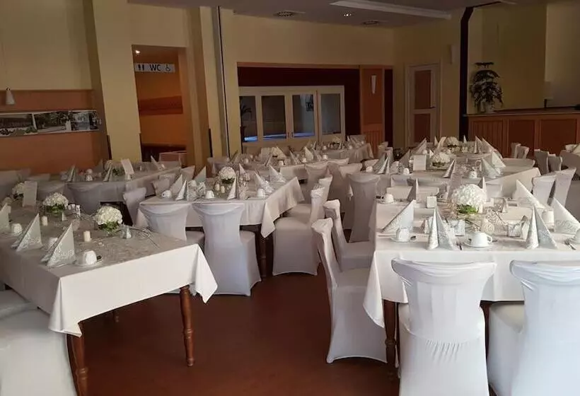 Hotel & Gasthaus Zum Eichenkranz