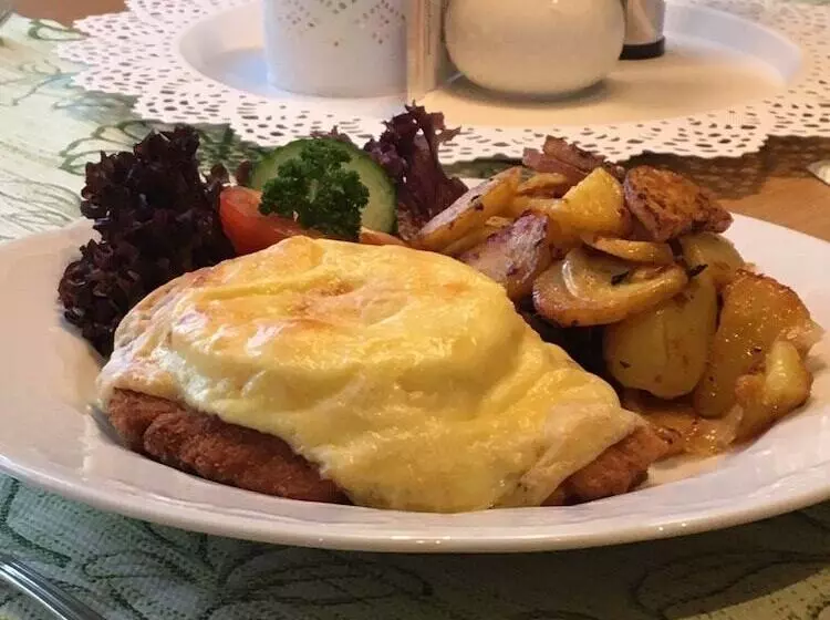 Hotel & Gasthaus Zum Eichenkranz