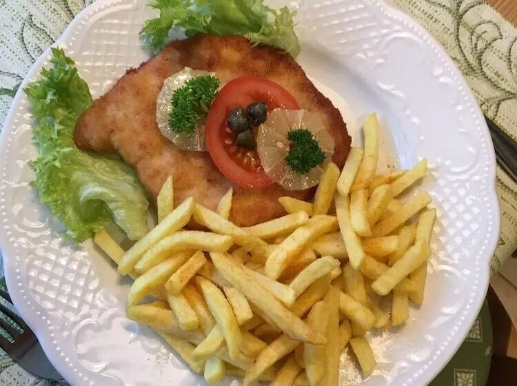 Hotel & Gasthaus Zum Eichenkranz