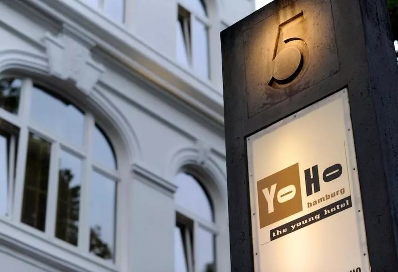 酒店 Yoho   The Young