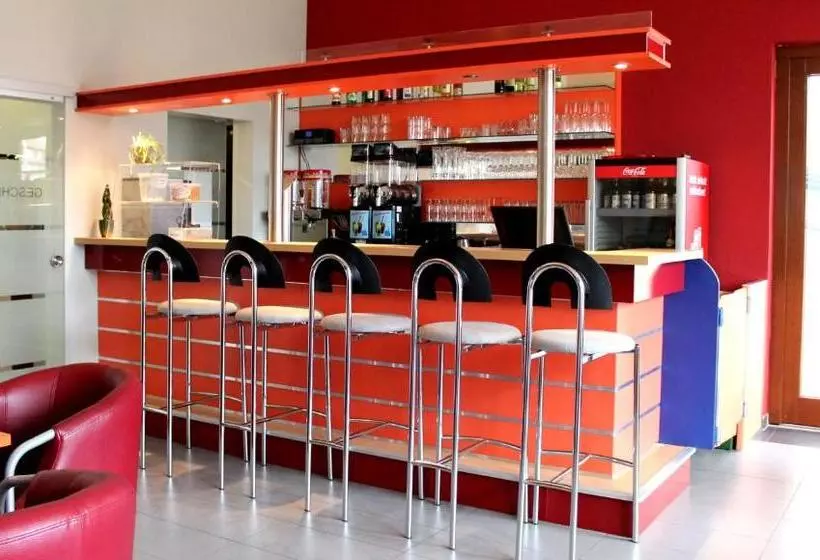 Hotel Younior  Stralsund