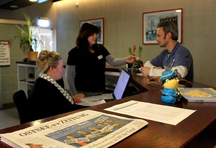 فندق Younior  Stralsund