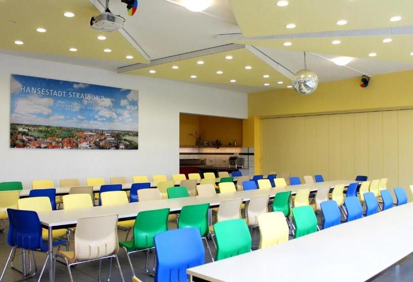 فندق Younior  Stralsund