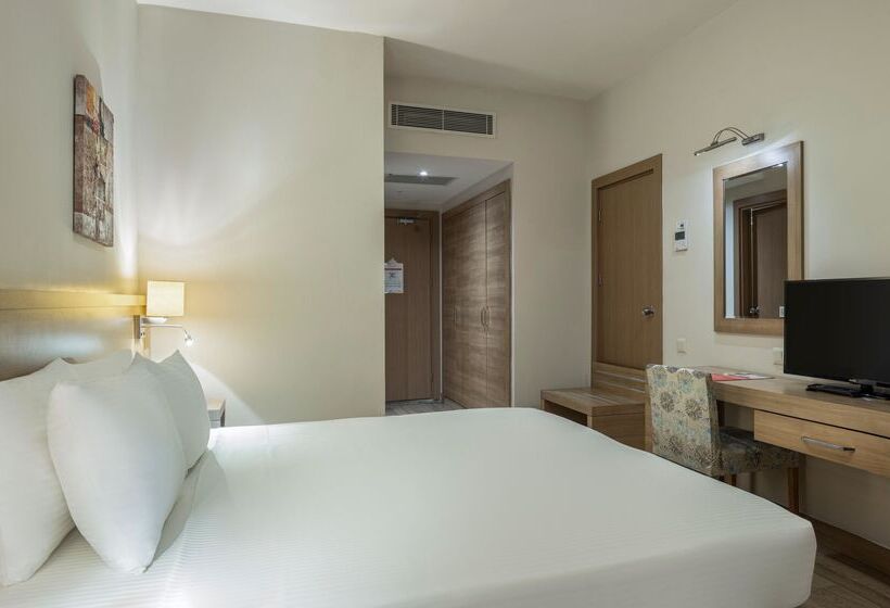 Ramada Resort By Wyndham Lara