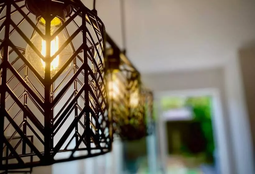 Clifton Stylish Hot Tub House In Blackpool