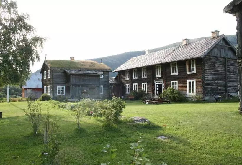 Otel Kvaale Gard