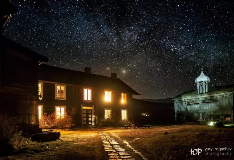 Otel Kvaale Gard