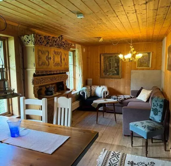 Otel Kvaale Gard