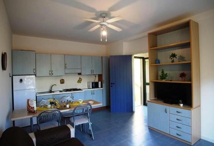 Charme A 300 Mt Dal Mare Calabria