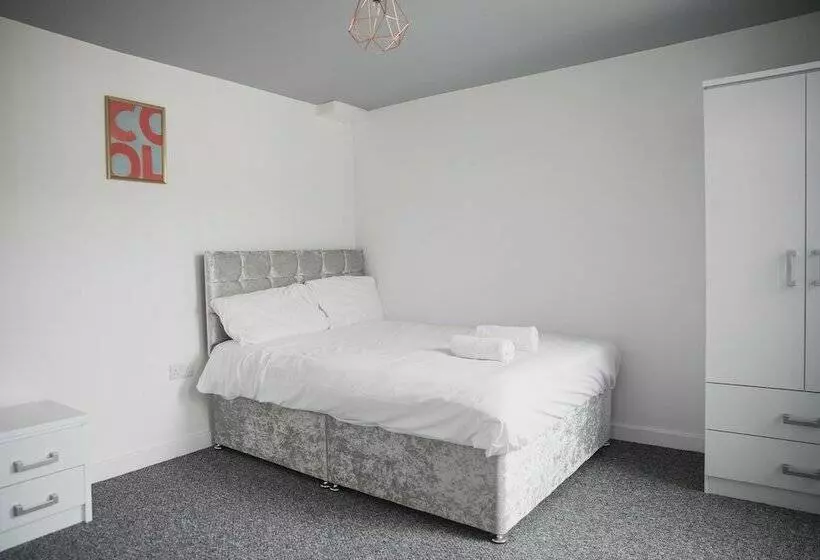 Leicester City House