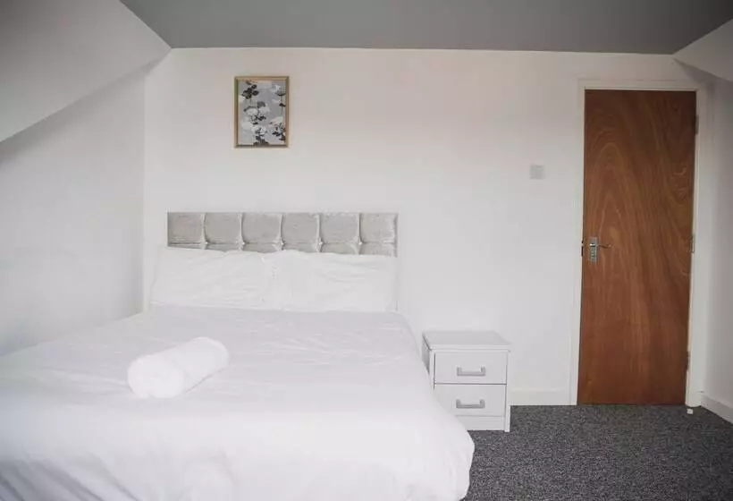 Leicester City House