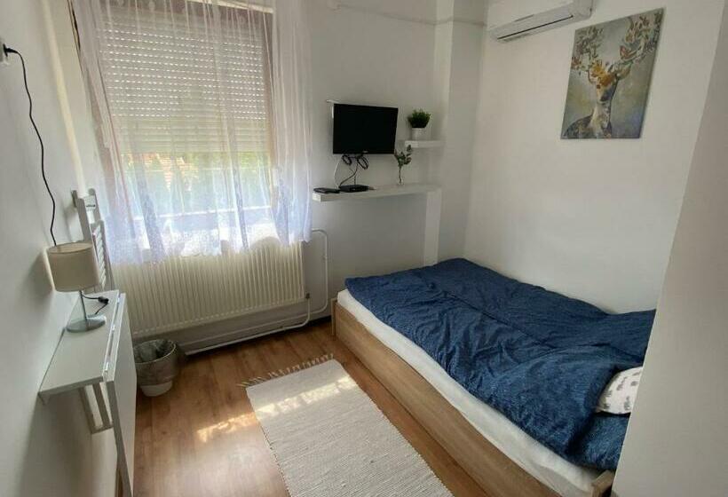 Пансион Panda Vendégszállás