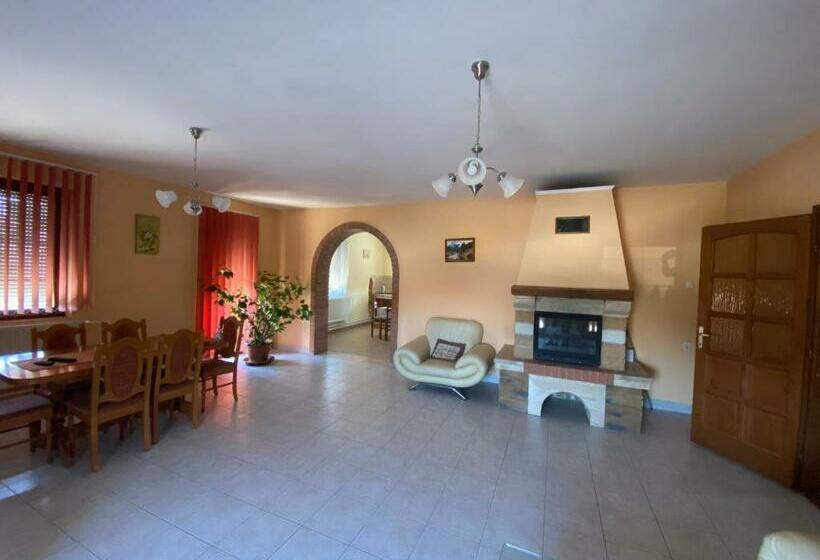 Пансион Panda Vendégszállás