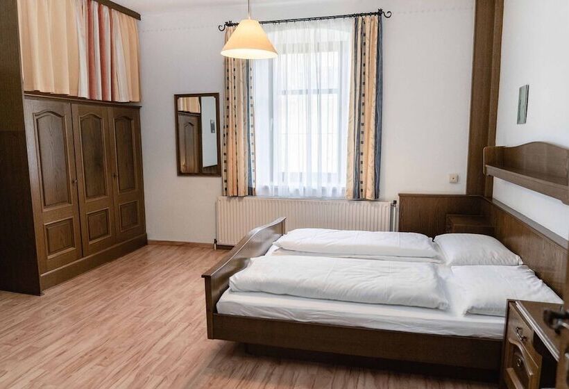 הוסטל Gasthof Filzwieser