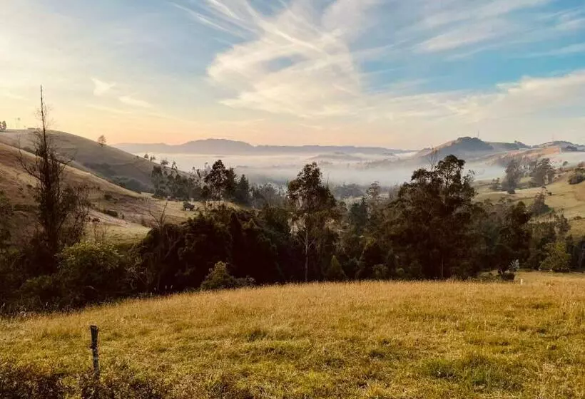 ベッドアンドブレックファースト Anuk Choconta