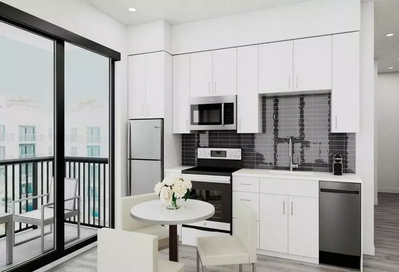 Hotelli Aka West Palm