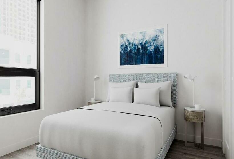 ホテル Aka West Palm