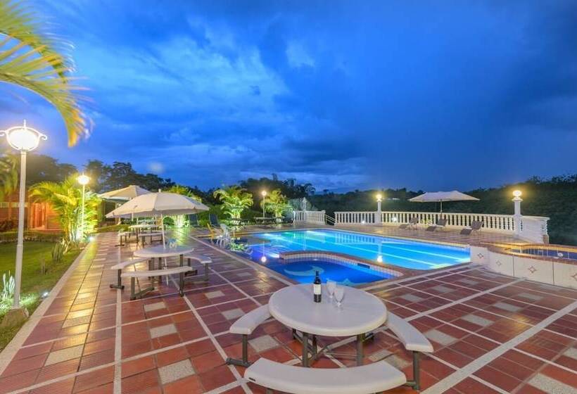 هتل Cabitat Cabañas