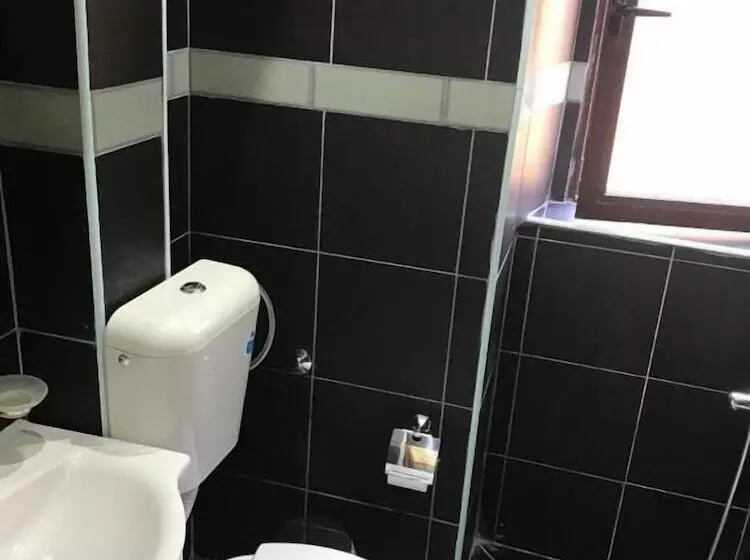 Puerta Hotel Kotor