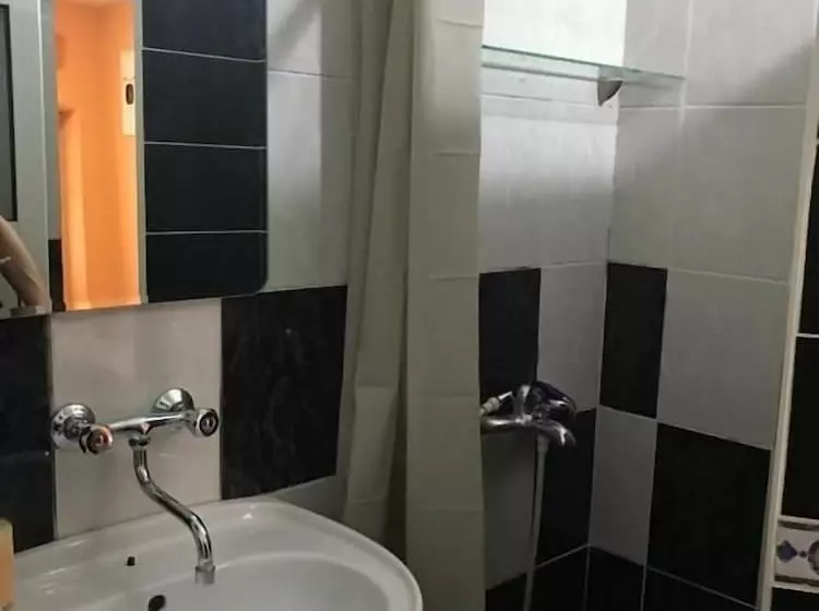 Puerta Hotel Kotor