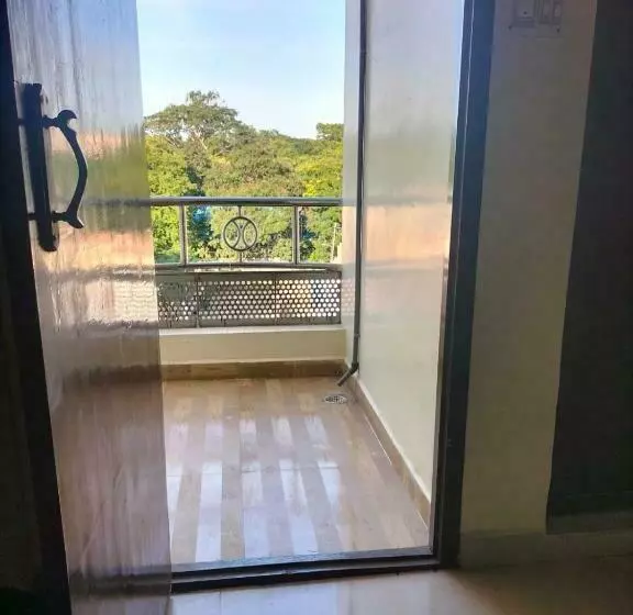 Hotelli Royal Paradise