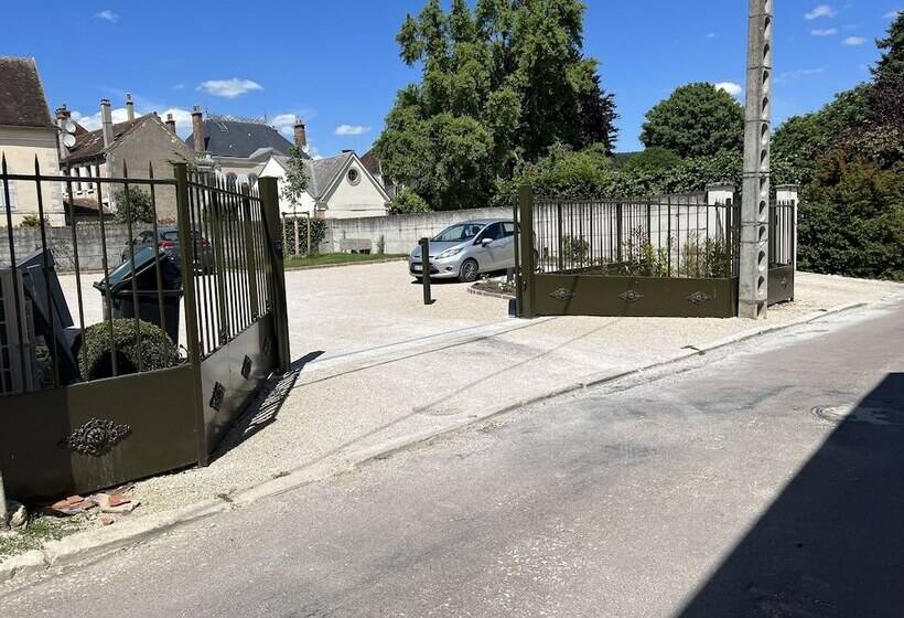 Pensiune Appartements Domaine Gueguen Chablis