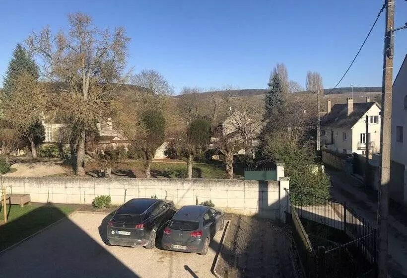 ペンション Appartements Domaine Gueguen Chablis