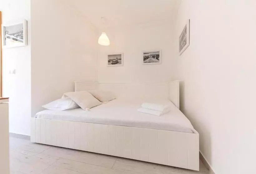 پانسیون Vila Farol