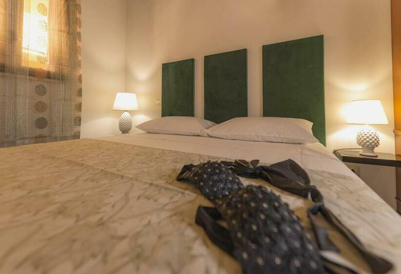 Bed and Breakfast Amuni  Apartments