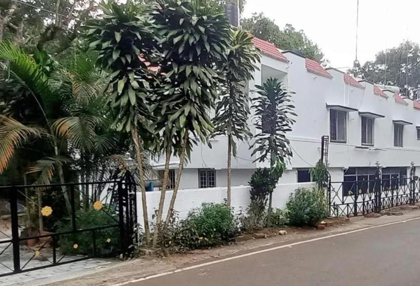 בית מלון כפרי Istays   Loop Road, Yercaud