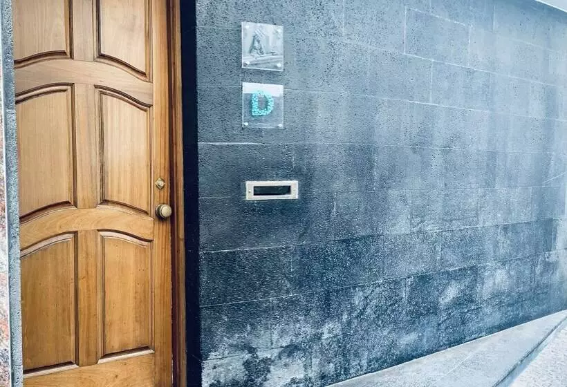 پانسیون Dmcharme