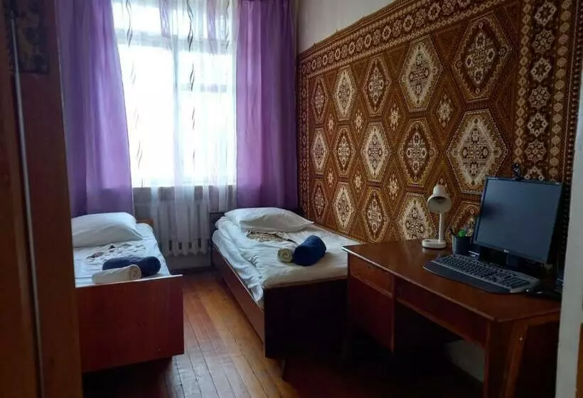 Aamiaismajoitus (B&B) Monavard