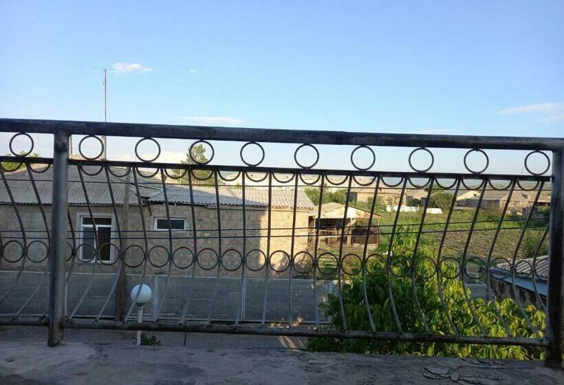 Bed and Breakfast Monavard