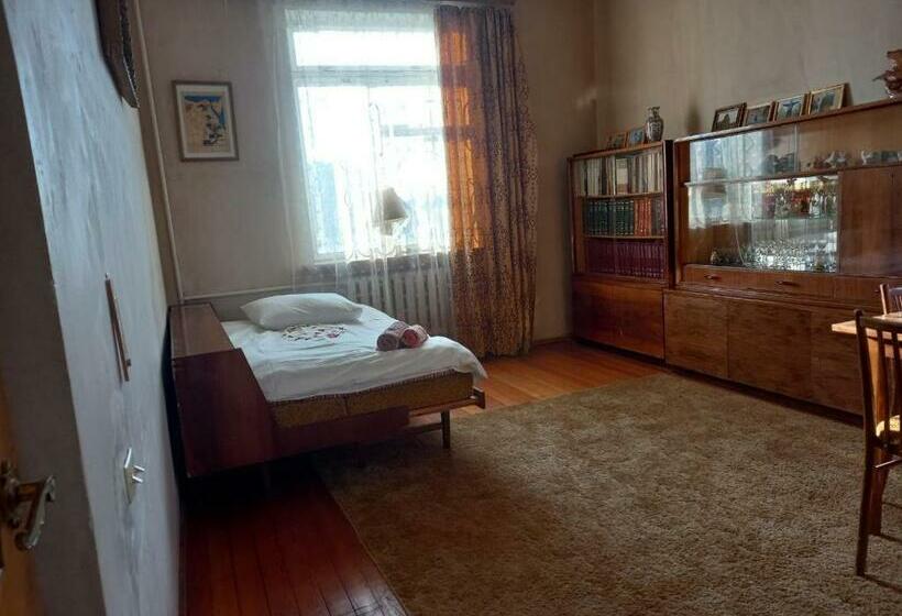 Bed and Breakfast Monavard