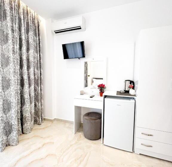 هتل Ionian View B&b