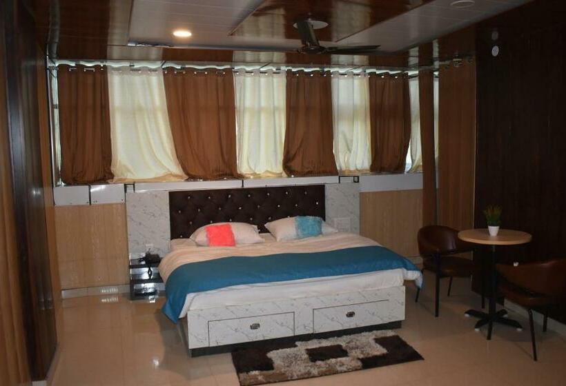 Hotel Jai Maa Bhagwati