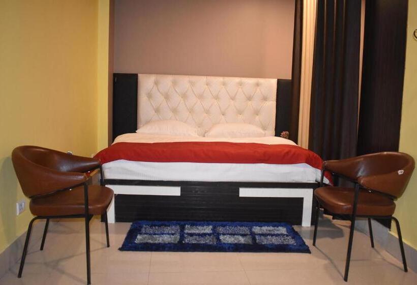 Hotel Jai Maa Bhagwati